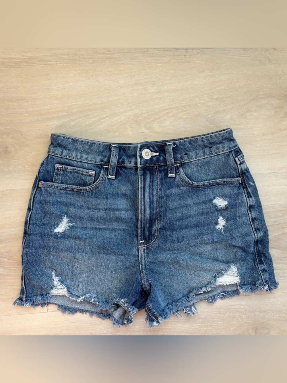 Hollister Ultra High Rise Mom Shorts W25‎ Distressed Raw Hem Stretch Denim Blue